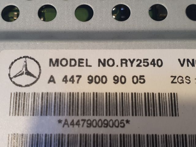 bontott MERCEDES-BENZ VITO Navigációs Fejegység