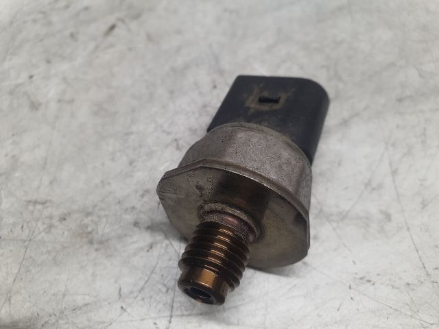 bontott MERCEDES-BENZ VITO Nyomásszabályzó Szelep