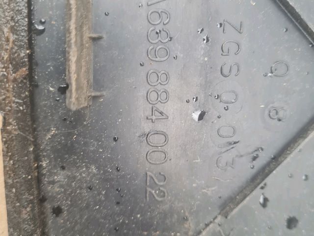 bontott MERCEDES-BENZ VITO Pollenszűrő Fedél