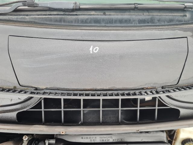 bontott MERCEDES-BENZ VITO Pollenszűrő Fedél