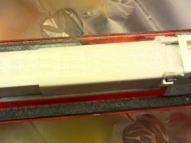 bontott MERCEDES-BENZ VITO Pótféklámpa