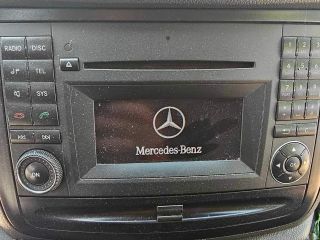 bontott MERCEDES-BENZ VITO Rádió / CD