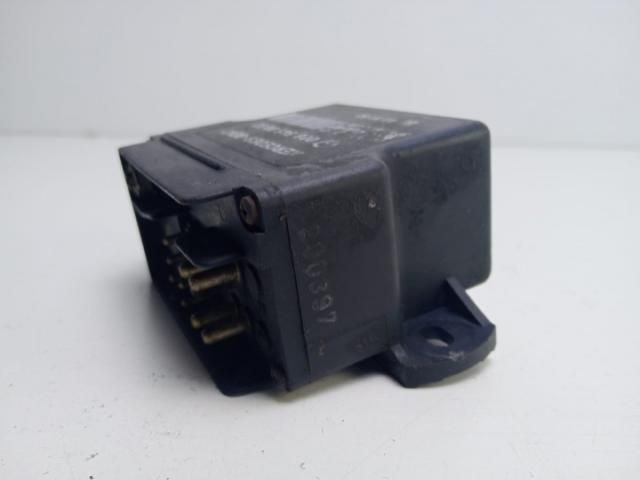 bontott MERCEDES-BENZ VITO Relé