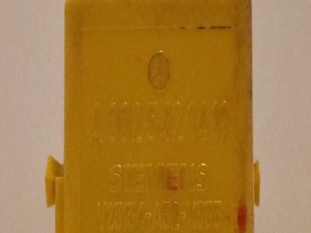 bontott MERCEDES-BENZ VITO Relé