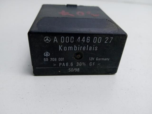 bontott MERCEDES-BENZ VITO Relé