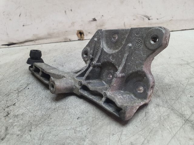 bontott MERCEDES-BENZ VITO Tartó Bak