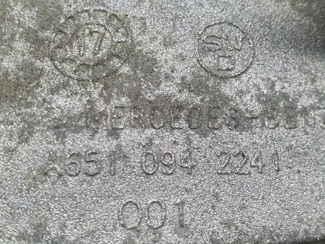 bontott MERCEDES-BENZ VITO Tartó Bak