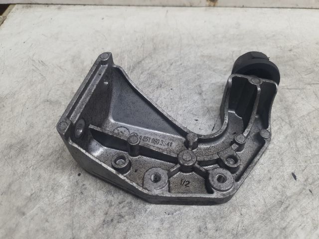 bontott MERCEDES-BENZ VITO Tartó Bak