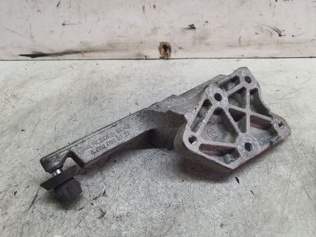 bontott MERCEDES-BENZ VITO Tartó Bak