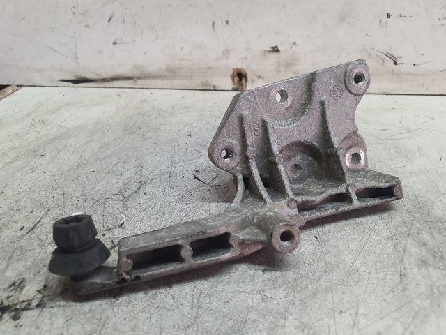 bontott MERCEDES-BENZ VITO Tartó Bak