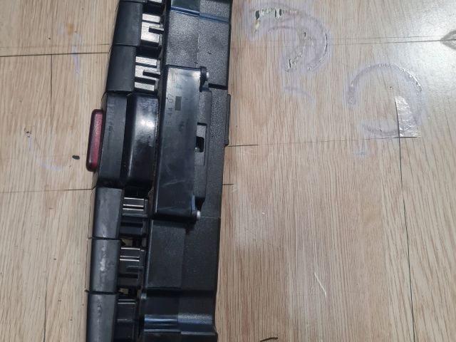 bontott MERCEDES-BENZ VITO Vészvillogó Kapcsoló