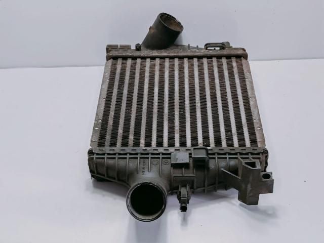 bontott MERCEDES-BENZ VITO Vízhűtő Radiátor Tartó