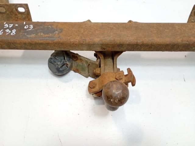 bontott MERCEDES-BENZ VITO Vonóhorog