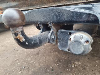 bontott MERCEDES-BENZ VITO Vonóhorog