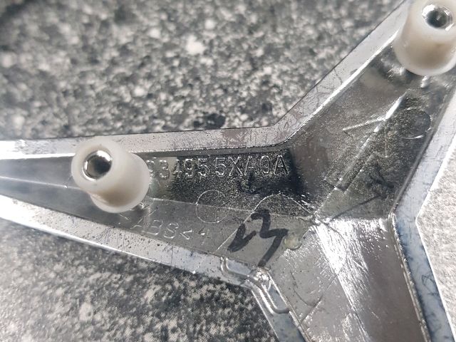 bontott MERCEDES-BENZ X-CLASS Hátsó Embléma