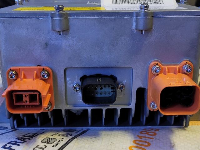 bontott MG HS Akkumulátor Töltő