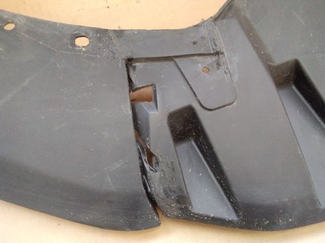 bontott MG HS Alsó Motorburkolat