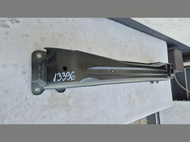 bontott MG HS Hátsó Lökhárító Merevítő (Fém)