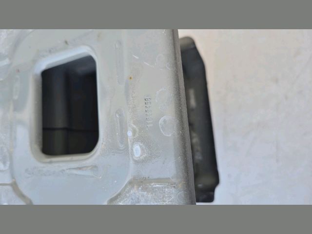 bontott MG HS Hátsó Lökhárító Merevítő (Fém)