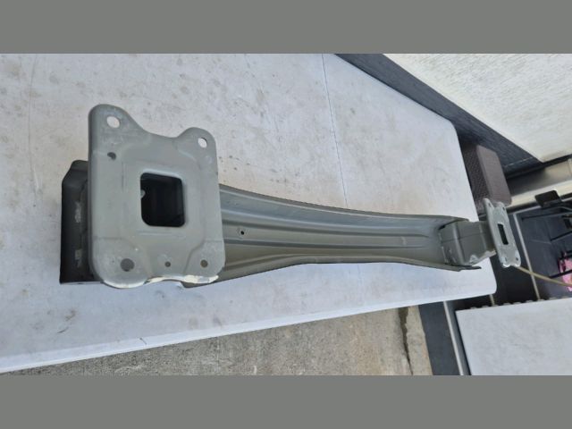 bontott MG HS Hátsó Lökhárító Merevítő (Fém)