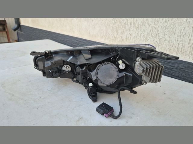 bontott MG MG 3 Jobb Fényszóró