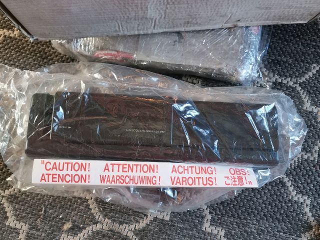 bontott MG MG CD / DVD Tár