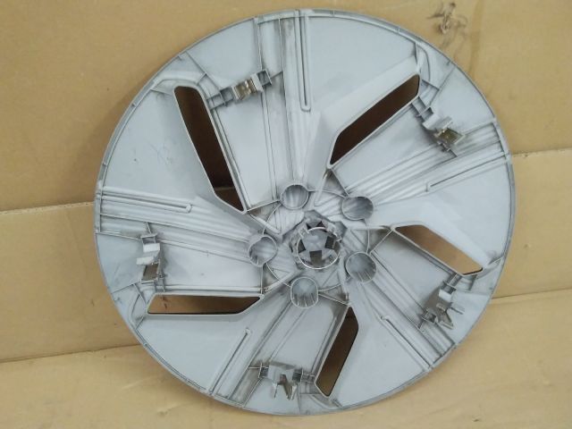 bontott MG MG Dísztárcsa (1 db)