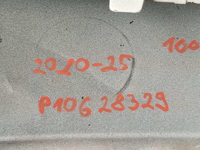 bontott MG MG Első Lökhárító (Üresen)