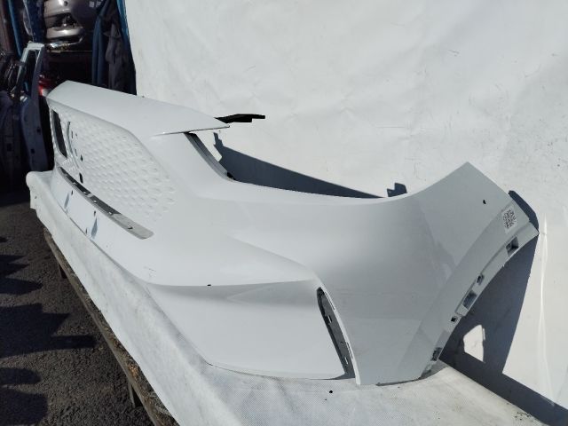 bontott MG MG Első Lökhárító (Üresen)