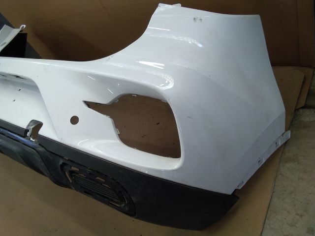 bontott MG MG Hátsó Lökhárító (Üresen)