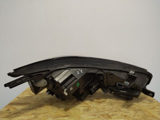 bontott MG MG4 EV Bal Fényszóró