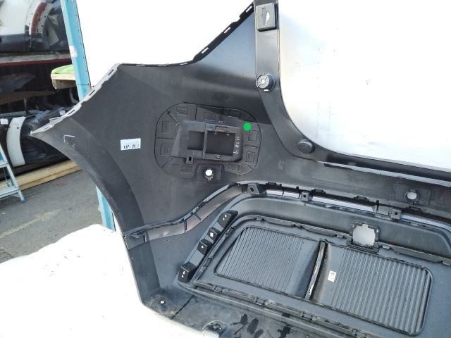 bontott MG MG4 EV Hátsó Lökhárító (Üresen)