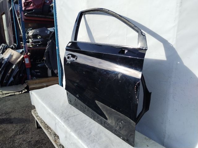 bontott MG MG4 EV Jobb első Ajtó (Üres lemez)