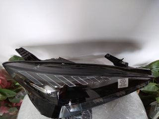 bontott MG MG4 EV Jobb Fényszóró