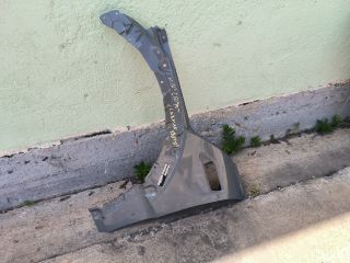 bontott MINI CLUBMAN Bal első Sárvédő