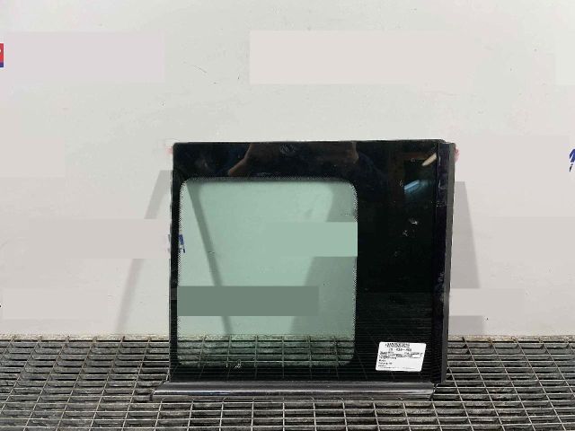 bontott MINI CLUBMAN Bal hátsó Ablak