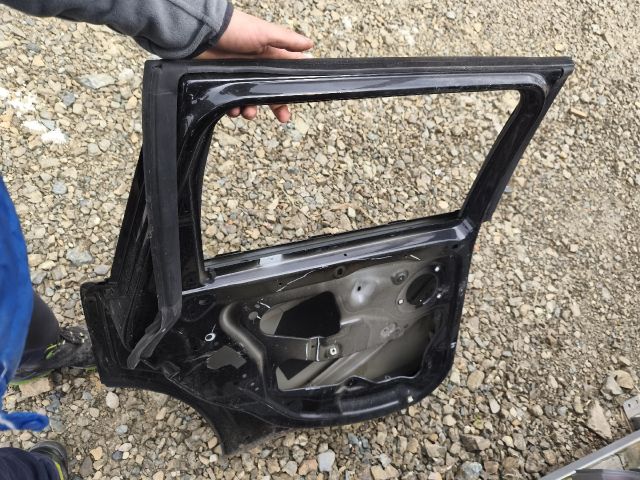 bontott MINI CLUBMAN Bal hátsó Ajtó (Üres lemez)