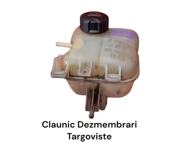 bontott MINI CLUBMAN Kiegyenlítő Tartály