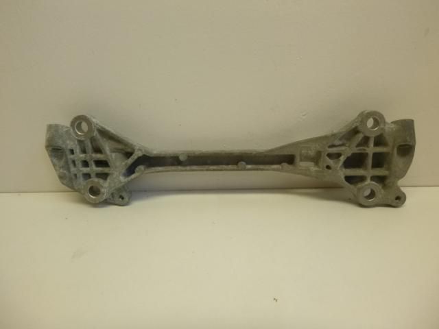 bontott MINI CLUBMAN Motor Tartó Bak (Fém)