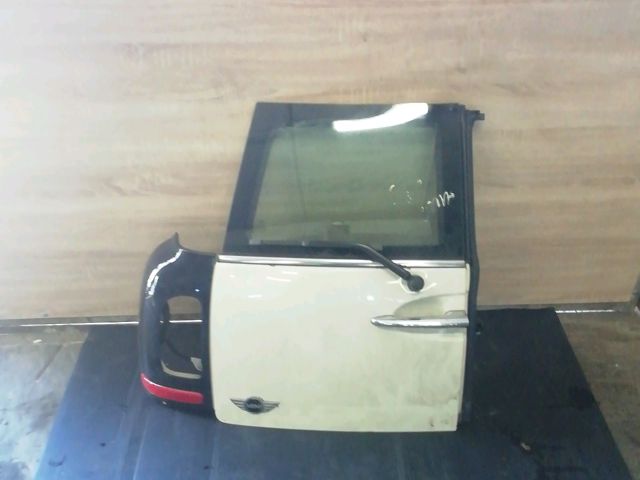 bontott MINI CLUBMAN Csomagtérajtó (Részeivel)