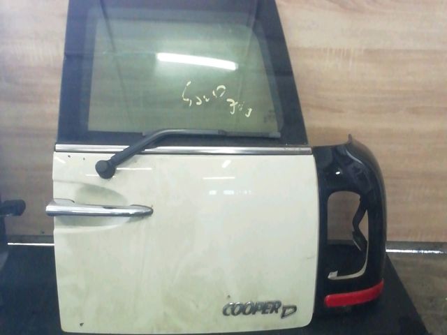 bontott MINI CLUBMAN Csomagtérajtó (Részeivel)