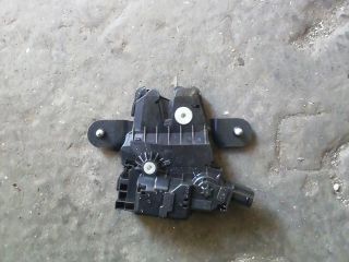 bontott MINI CLUBMAN Csomagtérajtó Zárszerkezet