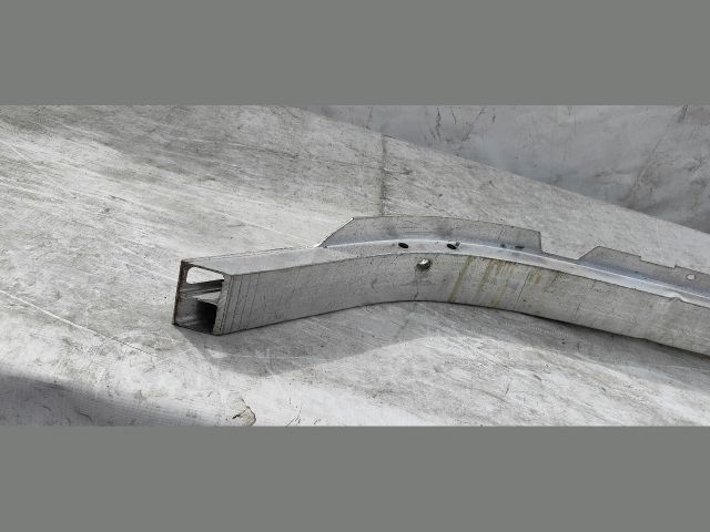 bontott MINI CLUBMAN Első Lökhárító Merevítő (Fém)