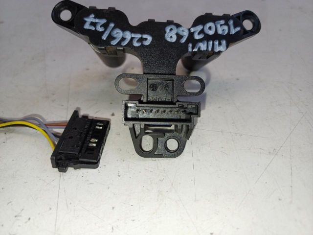 bontott MINI CLUBMAN ESP Kapcsoló