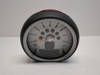 bontott MINI CLUBMAN Fordulatszámmérő