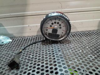 bontott MINI CLUBMAN Fordulatszámmérő