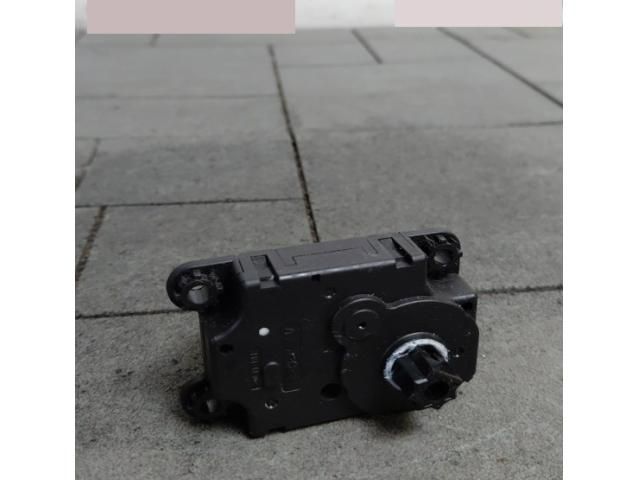 bontott MINI CLUBMAN Fűtés Állító Motor