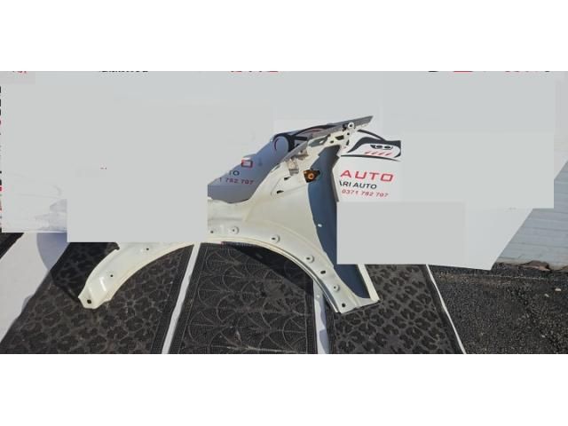 bontott MINI CLUBMAN Jobb első Sárvédő