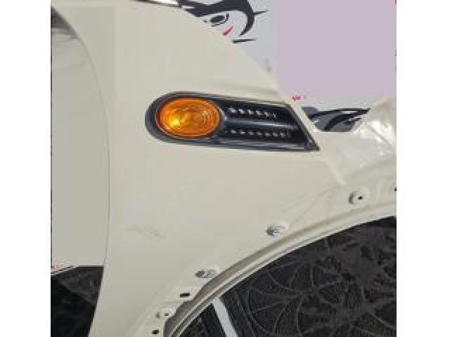 bontott MINI CLUBMAN Jobb első Sárvédő