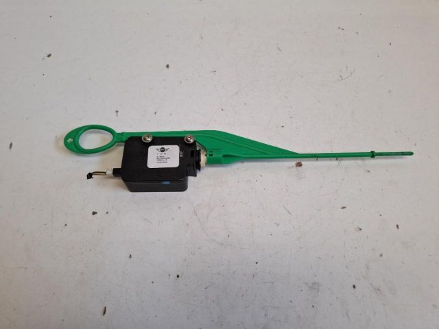 bontott MINI CONVERTIBLE Központizár Motor Tankajtó